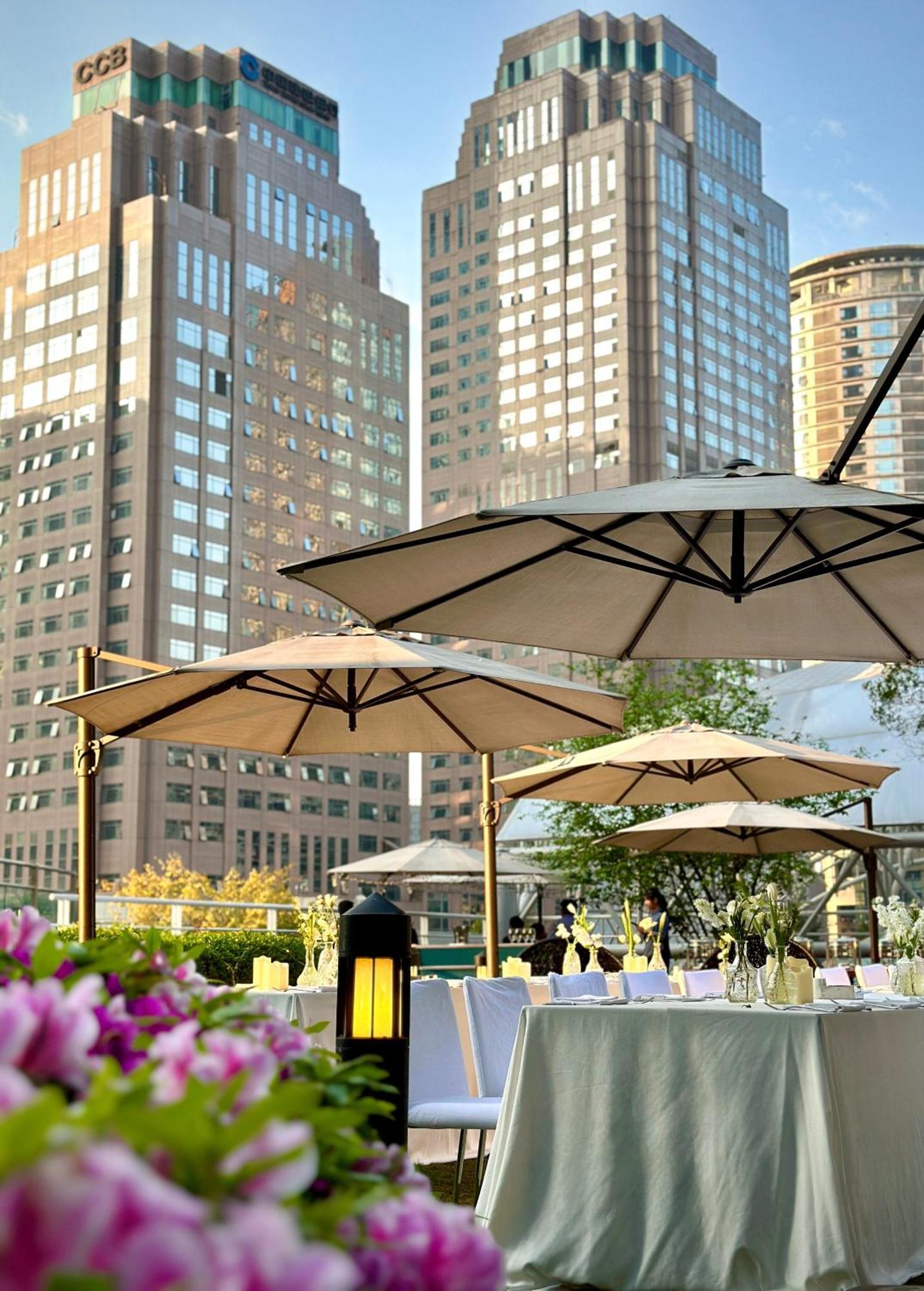 Hotel Hyatt Regency Metropolitan Chongqing Esterno foto